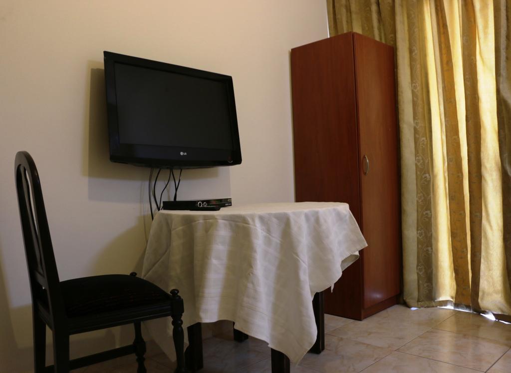 Bil Residence Jounieh Room photo